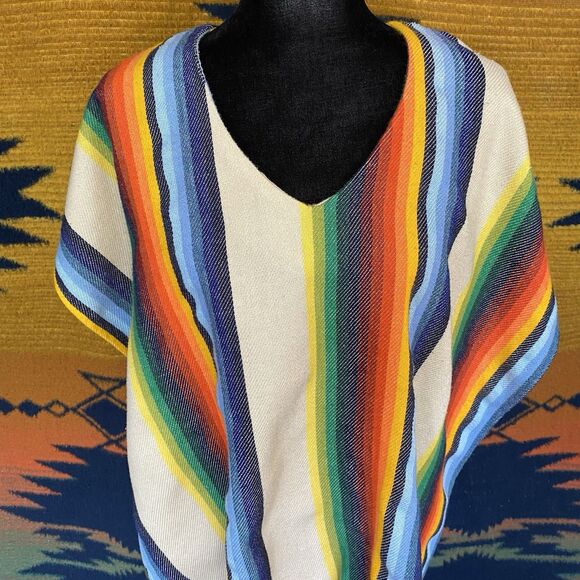 Vintage 1970’s Nifty Rainbow Hippie Boho Open Poncho Top! Amazing! OSFM. - Picture 2 of 10
